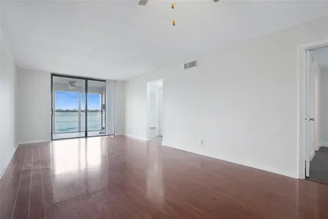 109 Lake Emerald Drive Oakland Park FL 33309