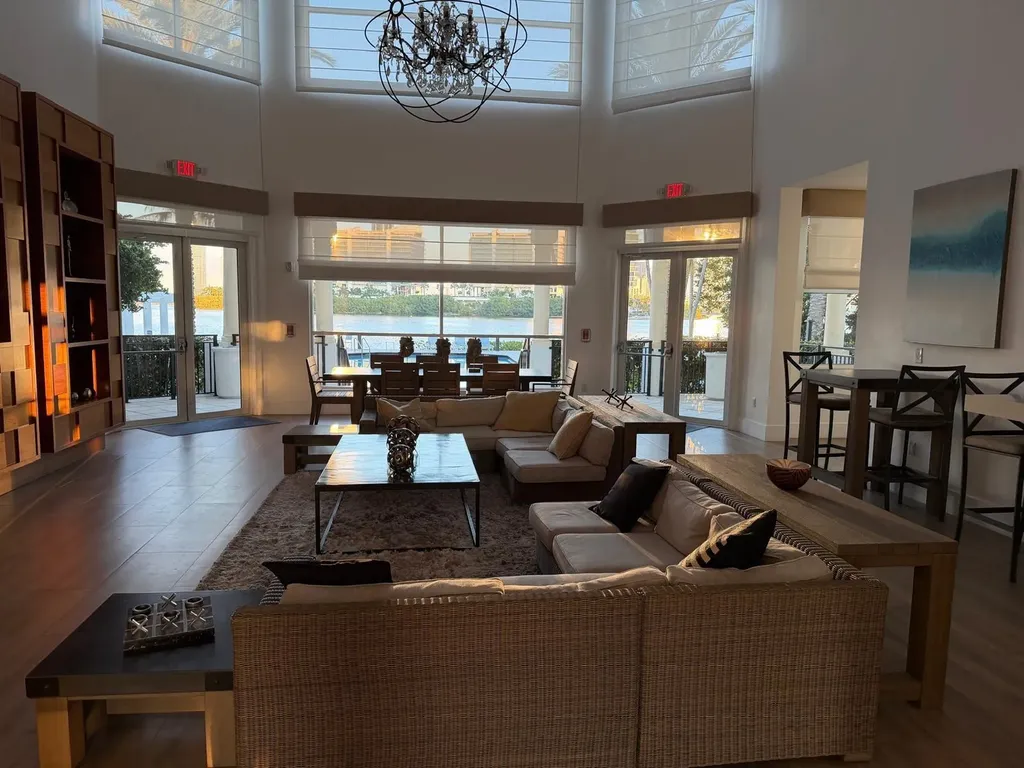 3225 NE 184th Street Aventura FL 33160