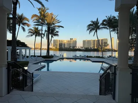 3225 NE 184th Street Aventura FL 33160