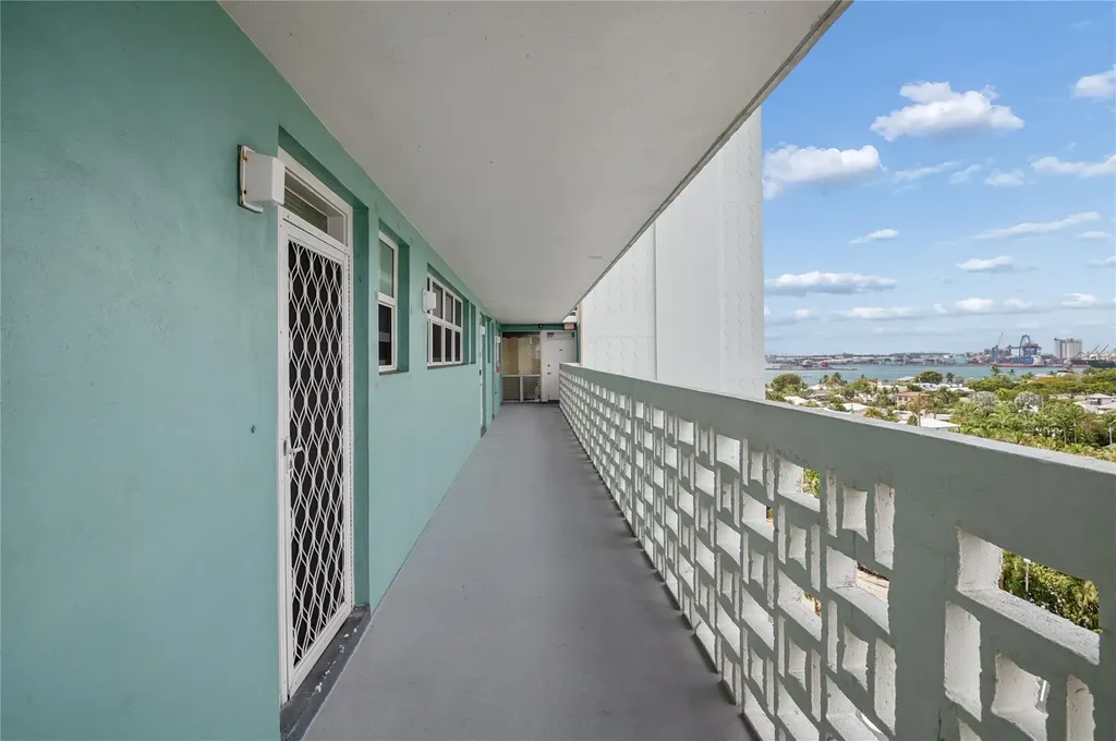 1900 S Ocean Drive Fort Lauderdale FL 33316