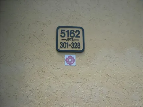 5162 NE 6th Avenue Oakland Park FL 33334