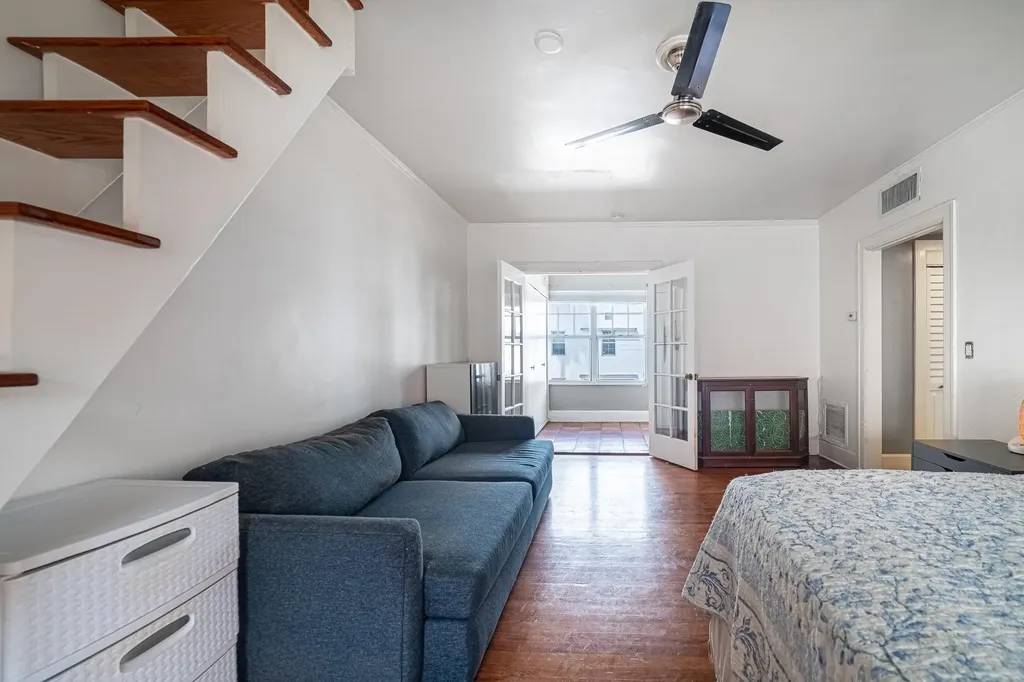 758 Meridian Avenue Miami Beach FL 33139