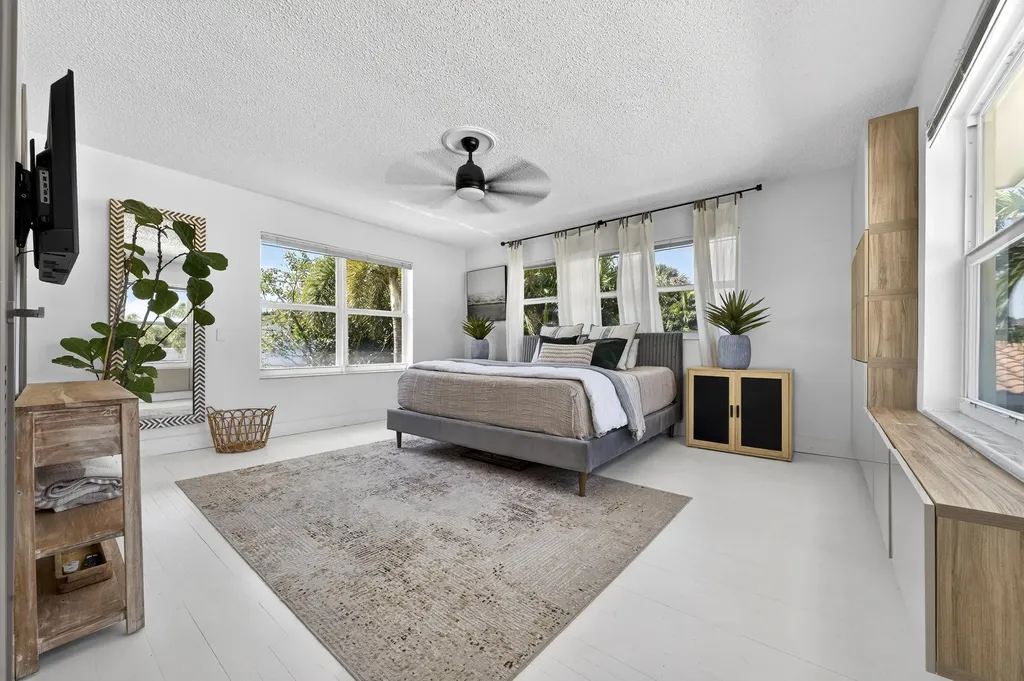2630 NE 25th Street Lighthouse Point FL 33064