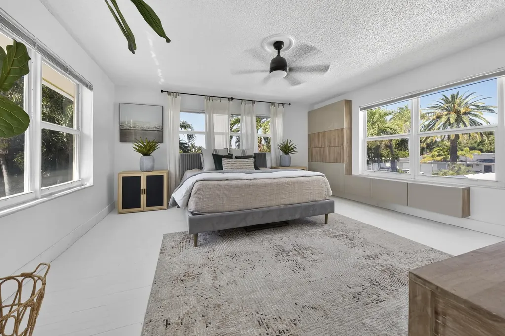 2630 NE 25th Street Lighthouse Point FL 33064