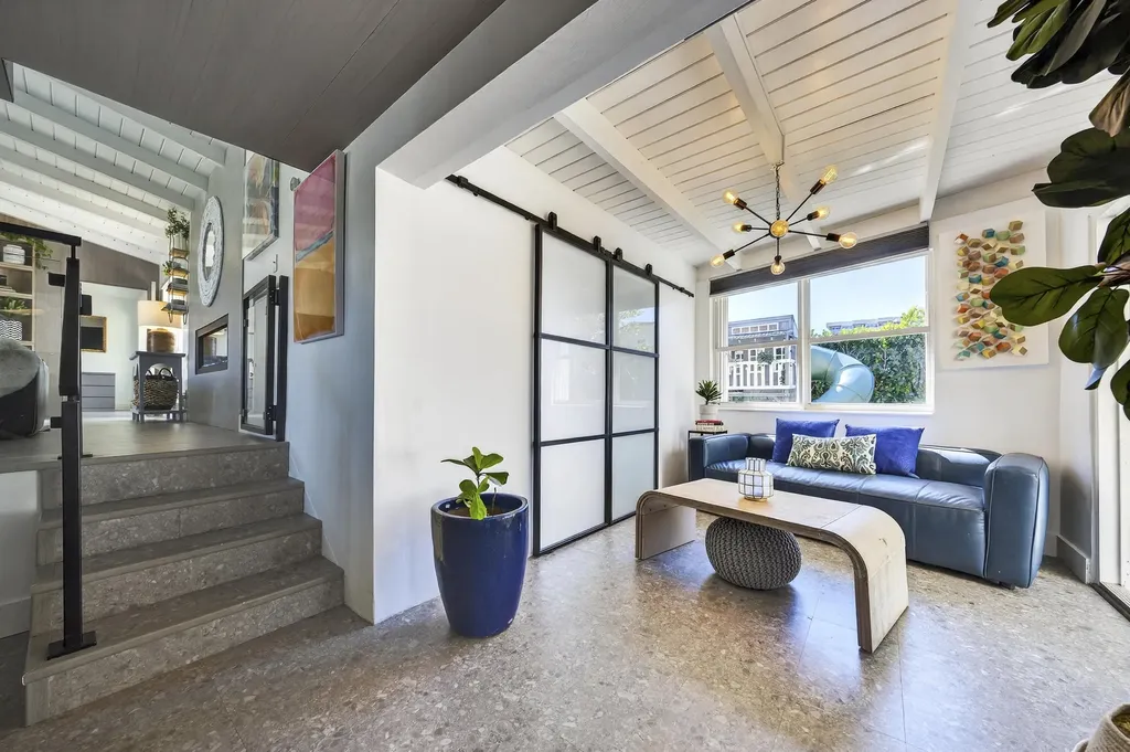 2630 NE 25th Street Lighthouse Point FL 33064