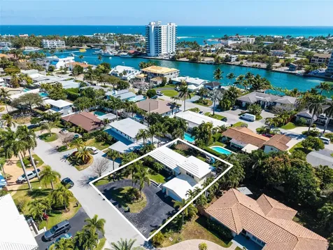 2630 NE 25th Street Lighthouse Point FL 33064