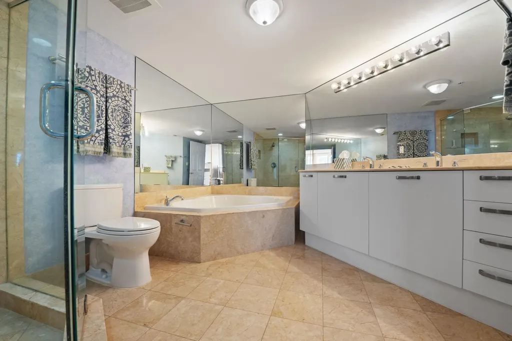 2001 N Ocean Boulevard Fort Lauderdale FL 33305
