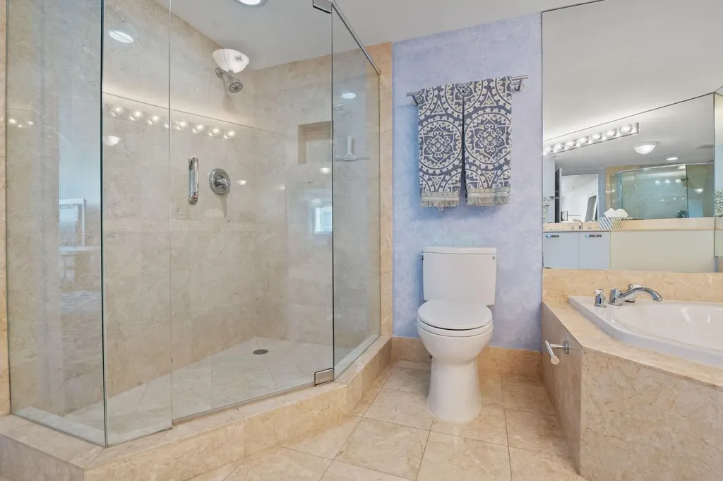 2001 N Ocean Boulevard Fort Lauderdale FL 33305