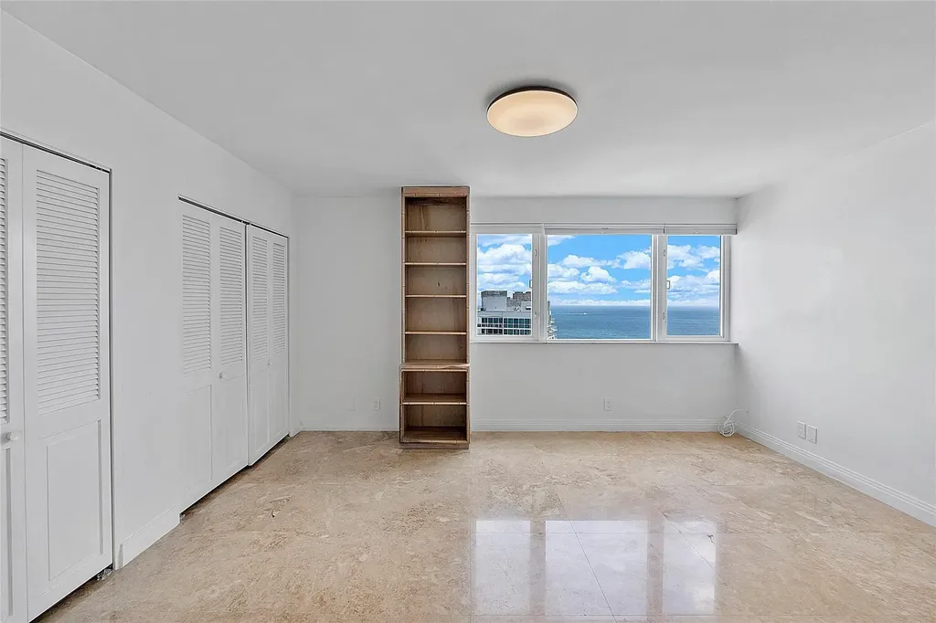 3000 Holiday Drive Fort Lauderdale FL 33316