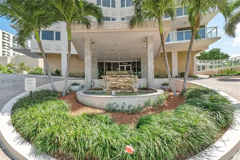3000 Holiday Drive Fort Lauderdale FL 33316