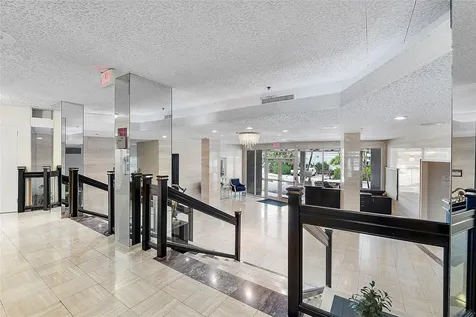 3000 Holiday Drive Fort Lauderdale FL 33316