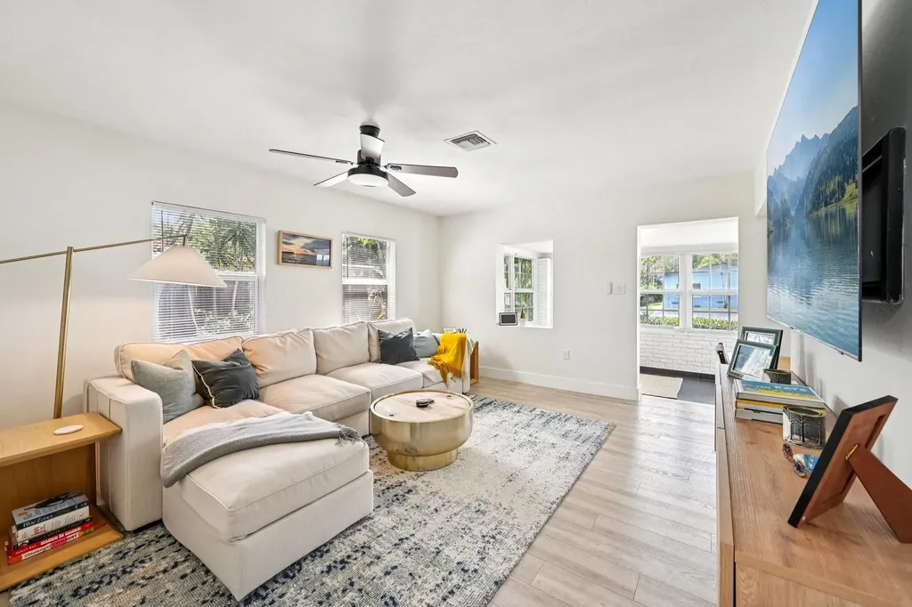 2640 SW 13th Avenue Fort Lauderdale FL 33315