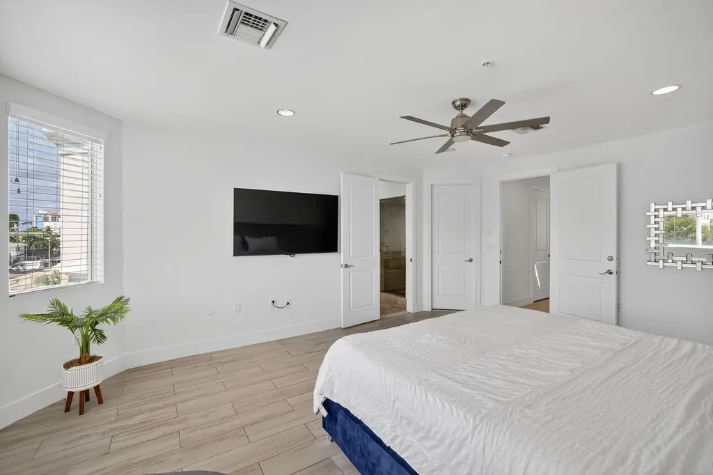 508 N Birch Road Fort Lauderdale FL 33304