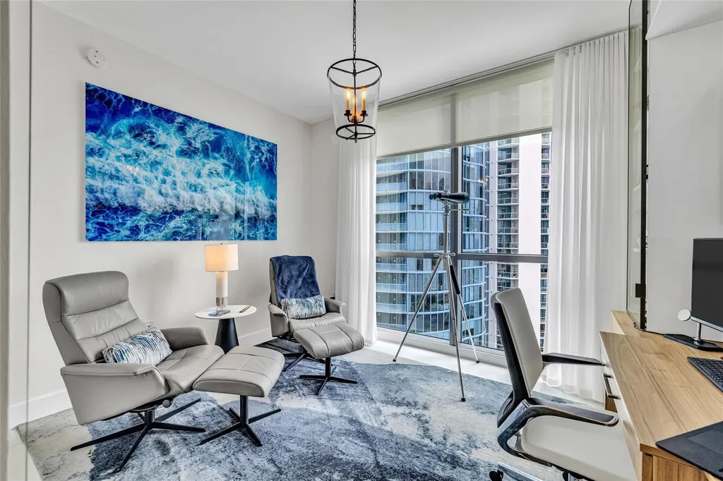 100 E Las Olas Boulevard Fort Lauderdale FL 33301