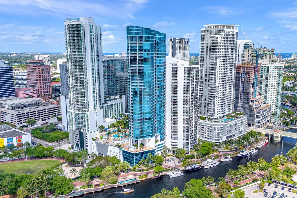 100 E Las Olas Boulevard Fort Lauderdale FL 33301
