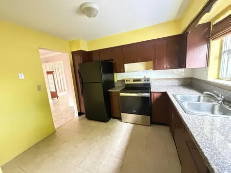 8870 Taft Street Pembroke Pines FL 33024