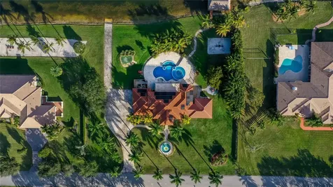 5660 Lago Del Sol Drive Lake Worth FL 33449