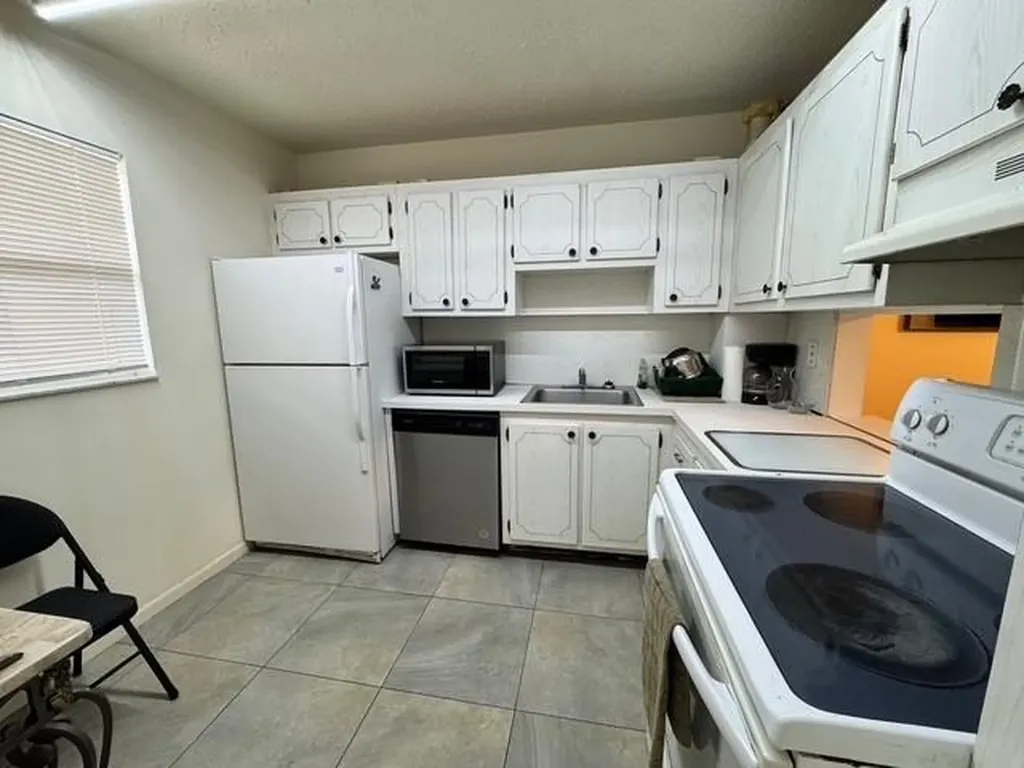 351 Cambridge Road Hollywood FL 33024