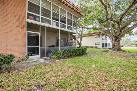 58 Woodland Drive Vero Beach FL 32962