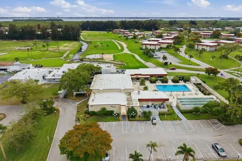 58 Woodland Drive Vero Beach FL 32962