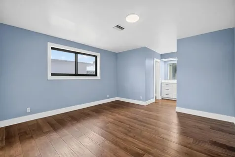 1800 N 54th Avenue Hollywood FL 33021