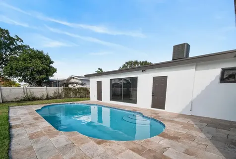 1800 N 54th Avenue Hollywood FL 33021