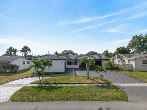 1800 N 54th Avenue Hollywood FL 33021