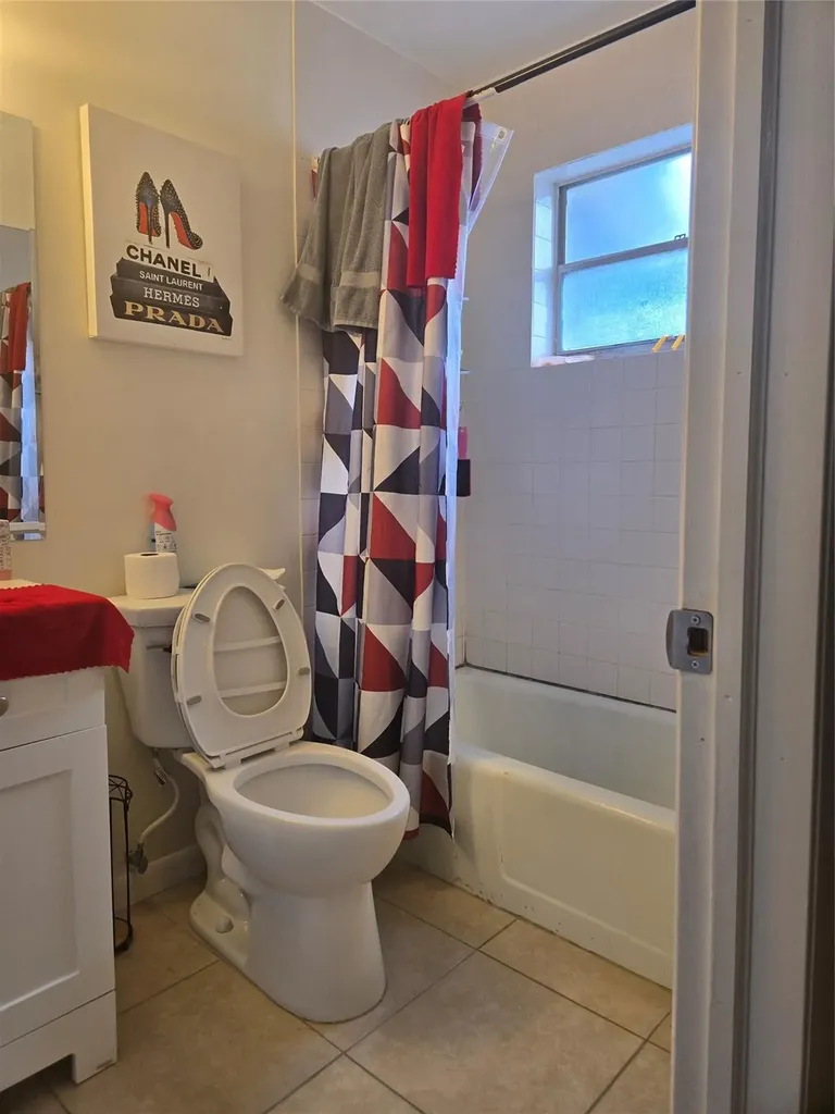 296 Alemeda Drive Palm Springs FL 33461