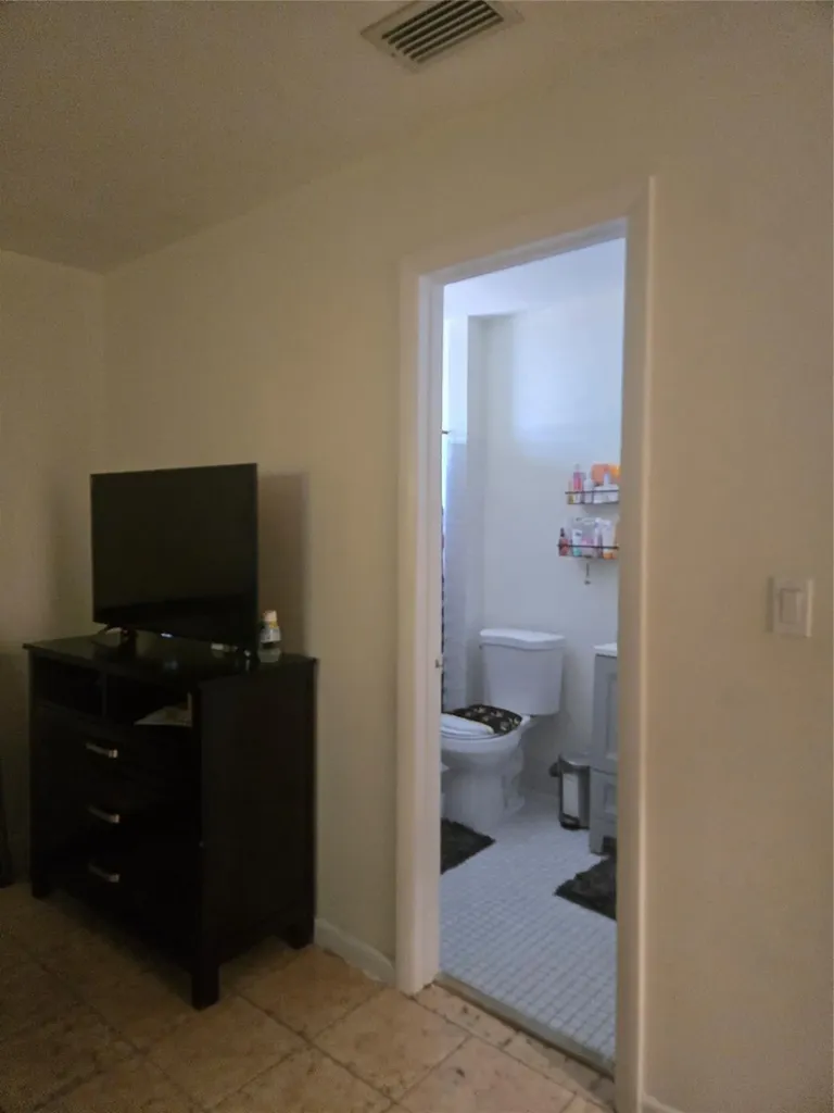 296 Alemeda Drive Palm Springs FL 33461