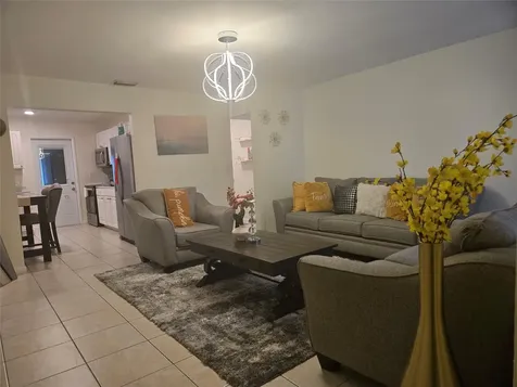 296 Alemeda Drive Palm Springs FL 33461
