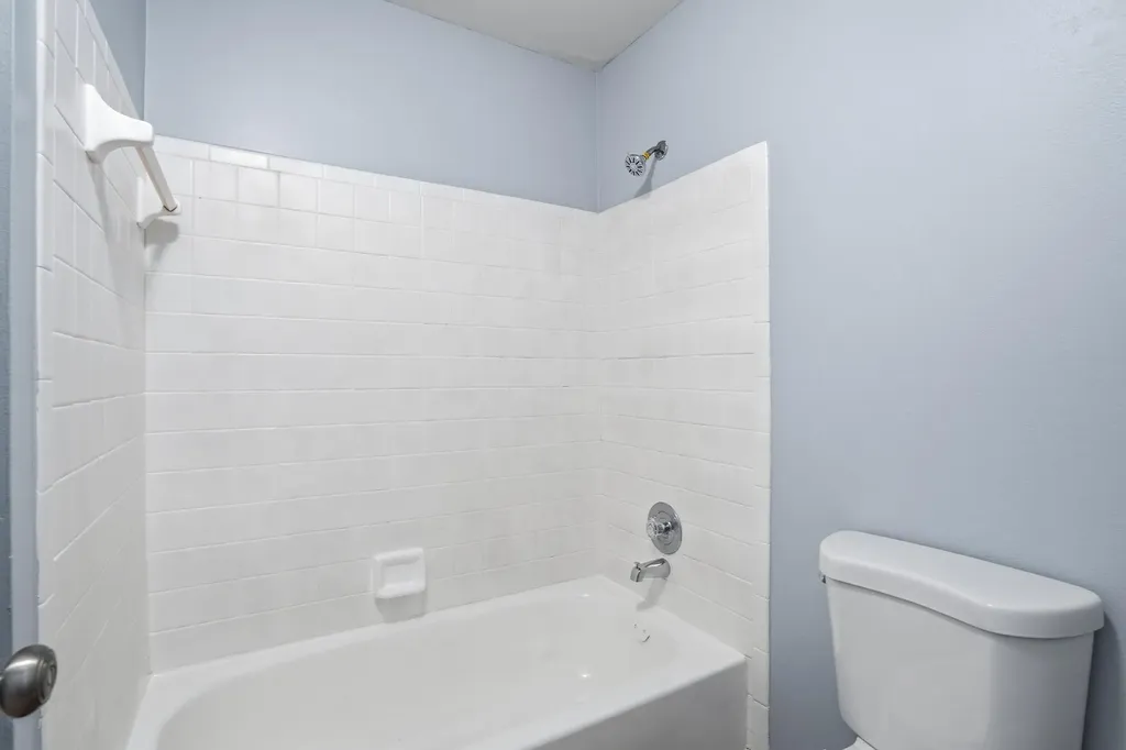 7600 Courtyard Run Boca Raton FL 33433