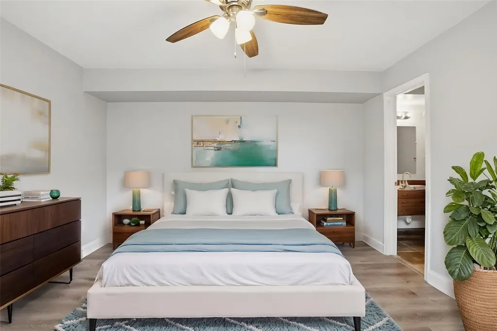 7600 Courtyard Run Boca Raton FL 33433