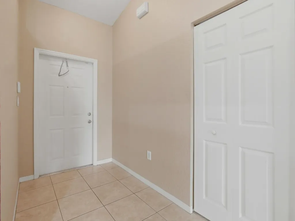 2920 E Aragon Boulevard Sunrise FL 33313