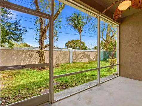 2920 E Aragon Boulevard Sunrise FL 33313