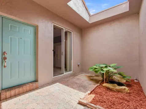 2920 E Aragon Boulevard Sunrise FL 33313