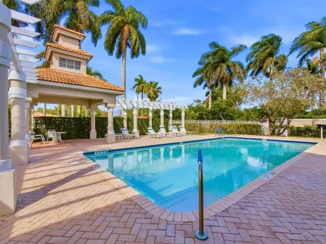 2920 E Aragon Boulevard Sunrise FL 33313
