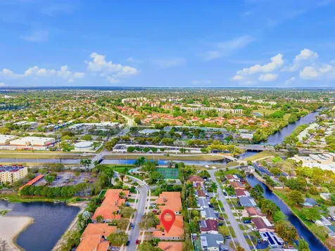 2920 E Aragon Boulevard Sunrise FL 33313