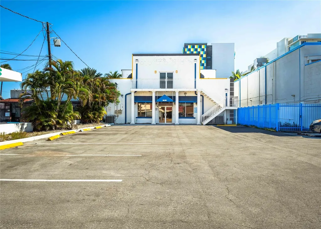 49 N Federal Highway Dania Beach FL 33004