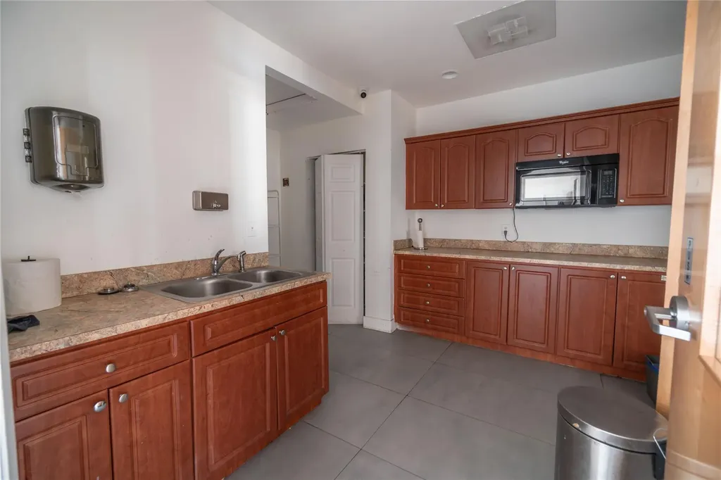 49 N Federal Highway Dania Beach FL 33004
