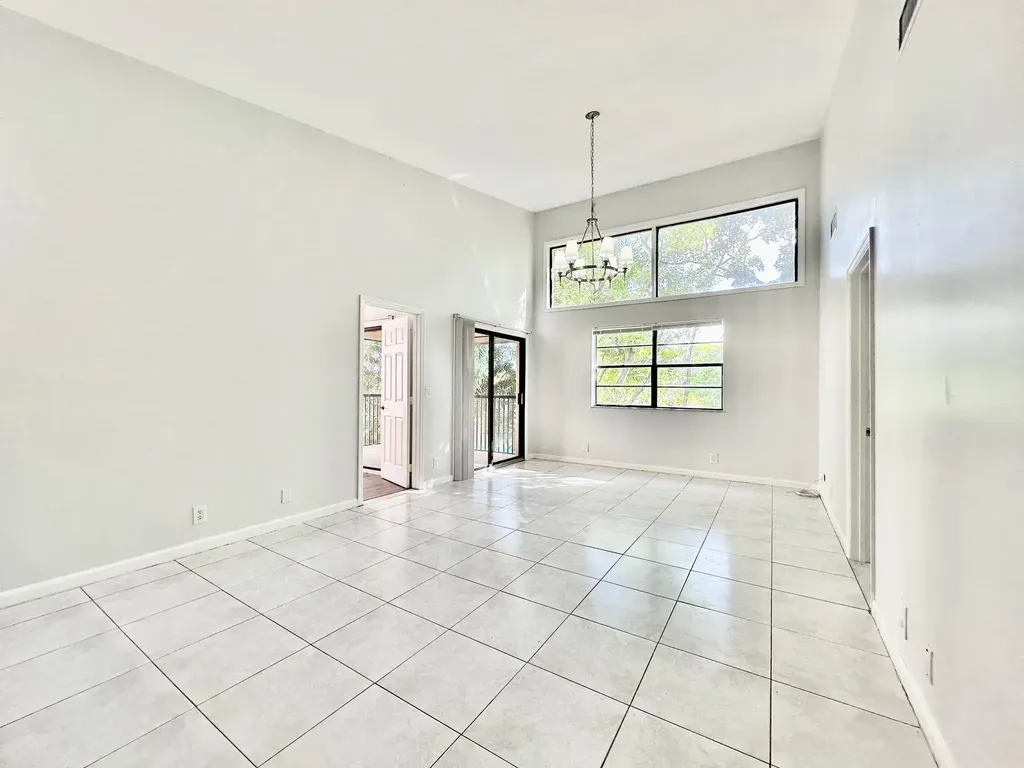 1917 NW 94th Avenue Coral Springs FL 33071