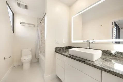 424 Hendricks Isle Fort Lauderdale FL 33301