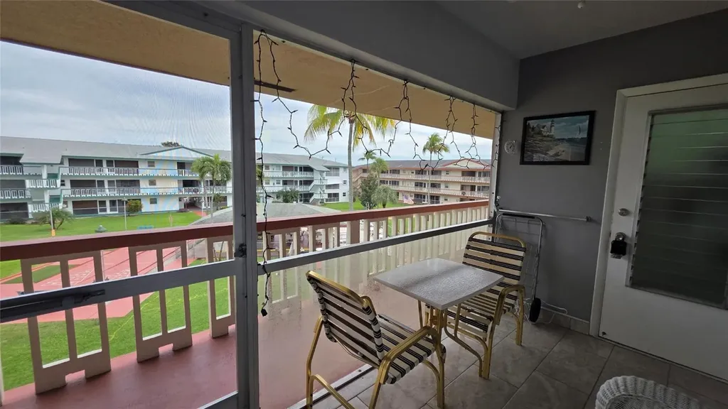 5300 Washington Street Hollywood FL 33021
