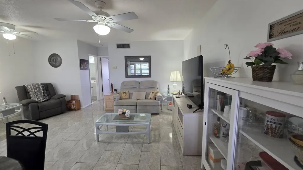 5300 Washington Street Hollywood FL 33021