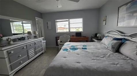 5300 Washington Street Hollywood FL 33021