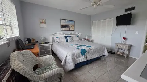 5300 Washington Street Hollywood FL 33021