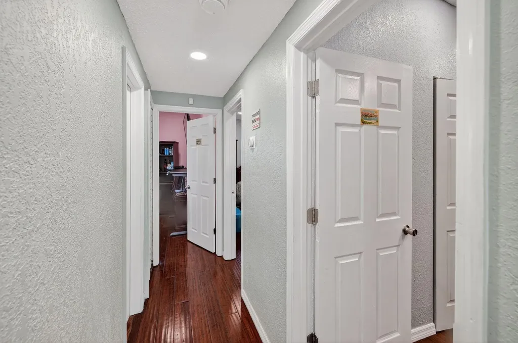 300 SW 25th Avenue Fort Lauderdale FL 33312