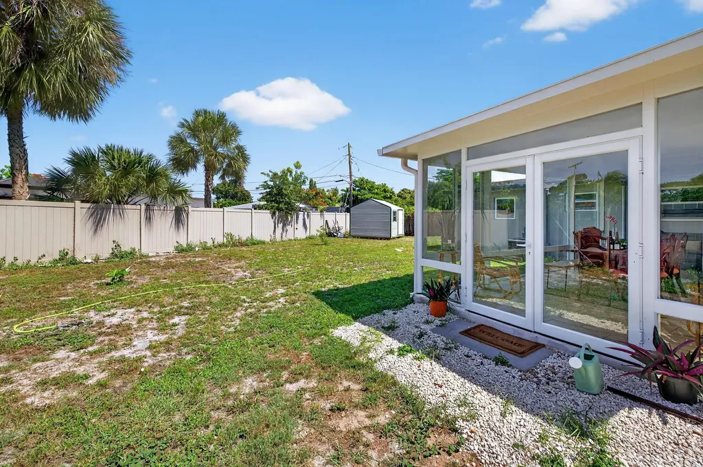 300 SW 25th Avenue Fort Lauderdale FL 33312