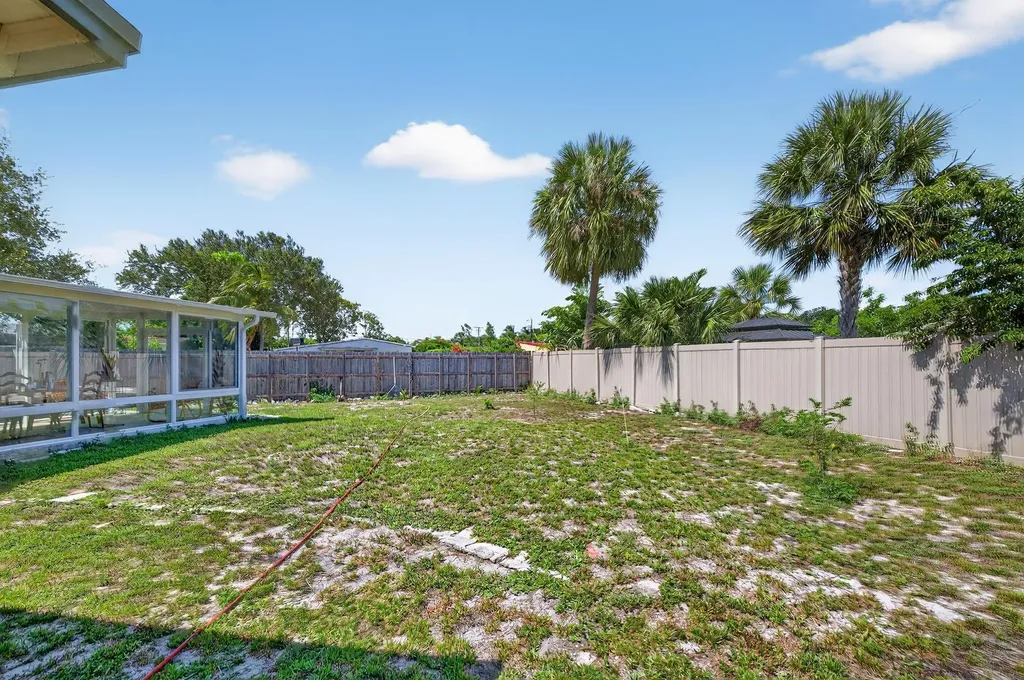 300 SW 25th Avenue Fort Lauderdale FL 33312
