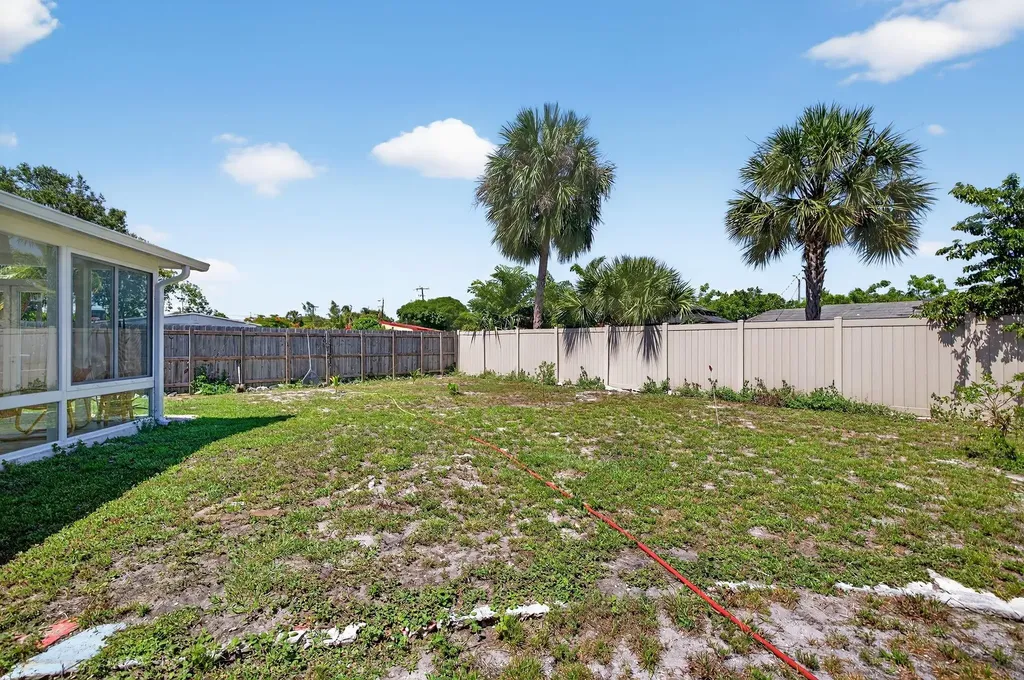 300 SW 25th Avenue Fort Lauderdale FL 33312