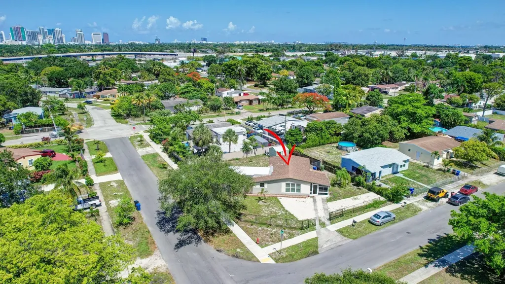 300 SW 25th Avenue Fort Lauderdale FL 33312